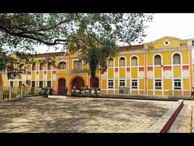 Zambaulim ‘gulal’ turns modest this yr | Goa News - Times of India