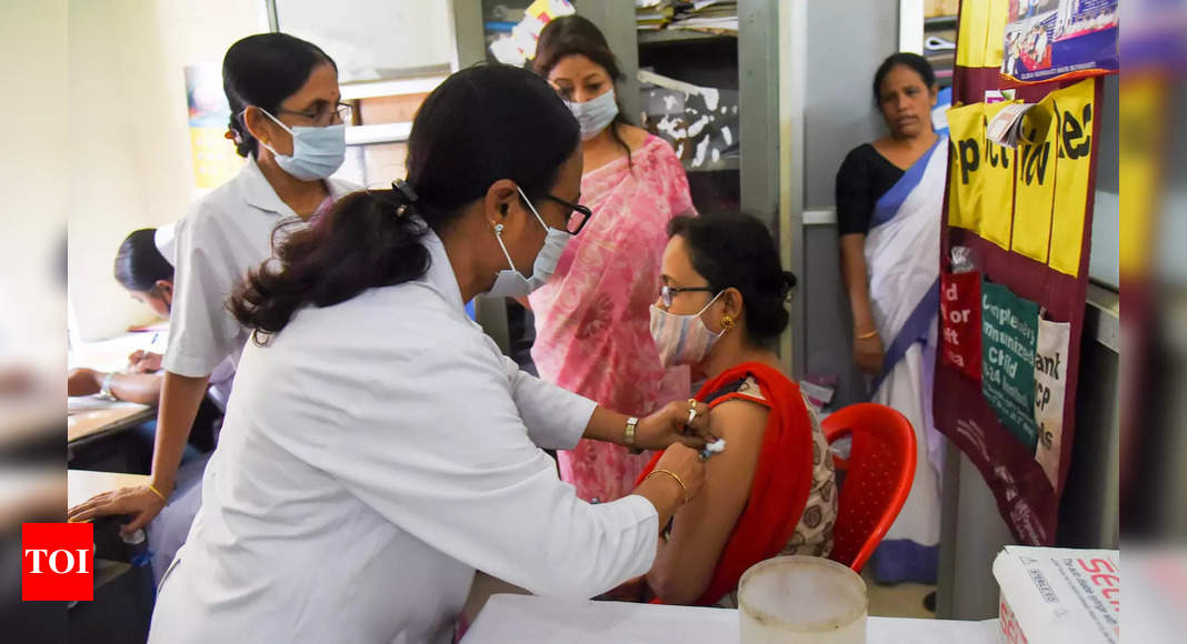 Covid India Surpasses US To Become Fastest Vaccinating Country In The   Photo 