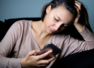 Texting signs that mean he's not interested in you