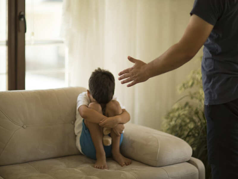 5 ways to avoid threatening your child