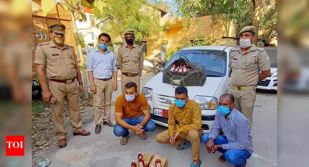3 try to smuggle 750 liquor bottles for rural voters, held | Noida News - Vimarsana News