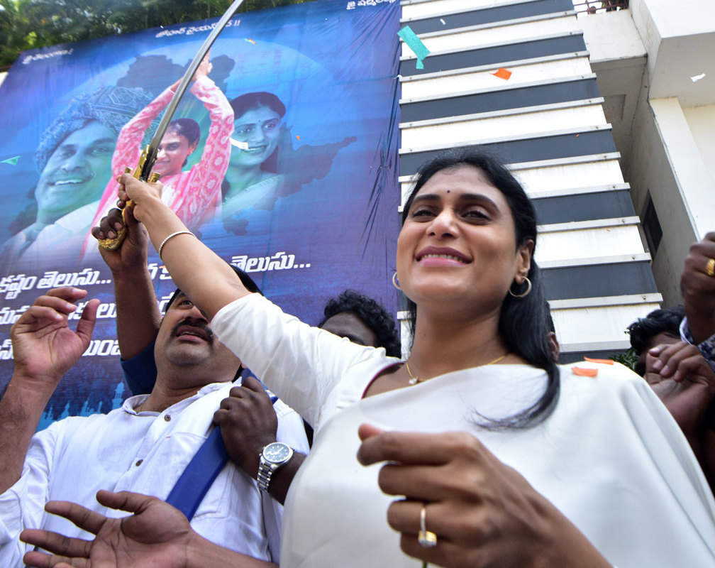 
Telangana: Andhra CM Jagan's sister Sharmila set to launch a new political party
