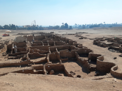 Egyptologists uncover 'lost golden city' buried under the sands