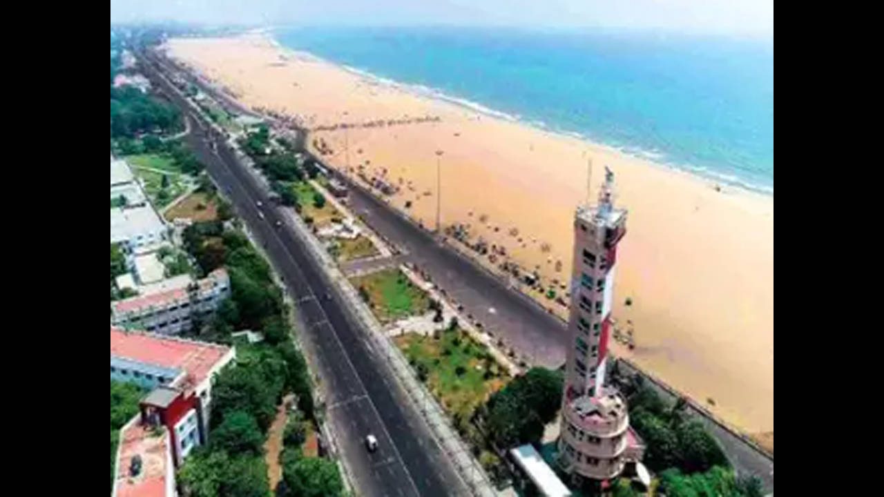 Beaches in Chennai closed on weekends | Chennai News - Times of India