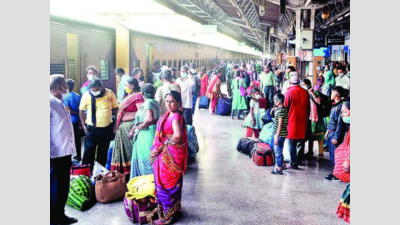 Patna: 64 more returning from Maharashtra test Covid positive