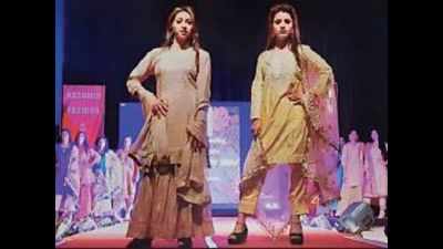 In pics: Srinagar hosts second fashion show within a fortnight