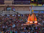 These pictures show the huge crowd of devotees at Kumbh Mela