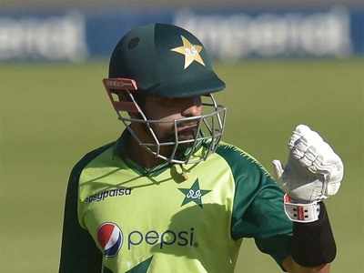 South Africa restrict Pakistan to 140/9 in second T20I