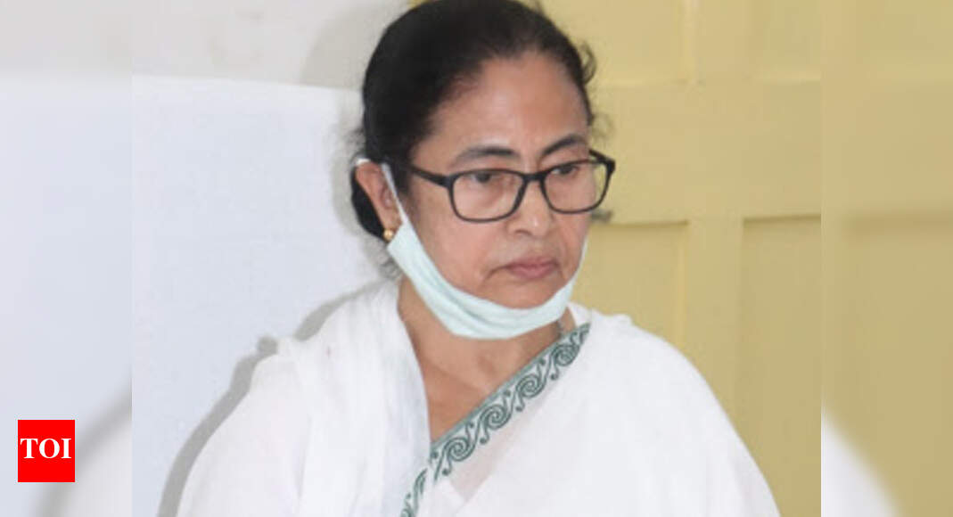 EC bars Mamata Banerjee for 24 hrs from poll campaigning | India News