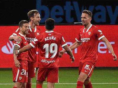 Sevilla win thriller with Celta 4-3 to stay in title hunt
