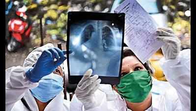 Delhi: How Covid virus is settling deep down in lungs, making diagnosis tough