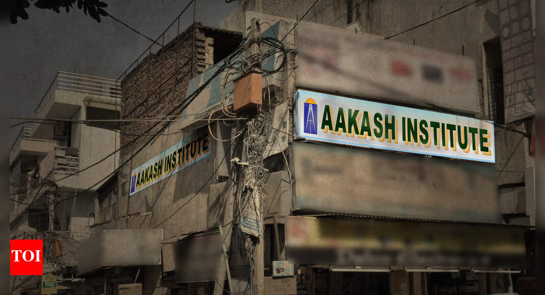 Aakash Institute: What made Aakash a Rs 7,000 crore institute | India ...