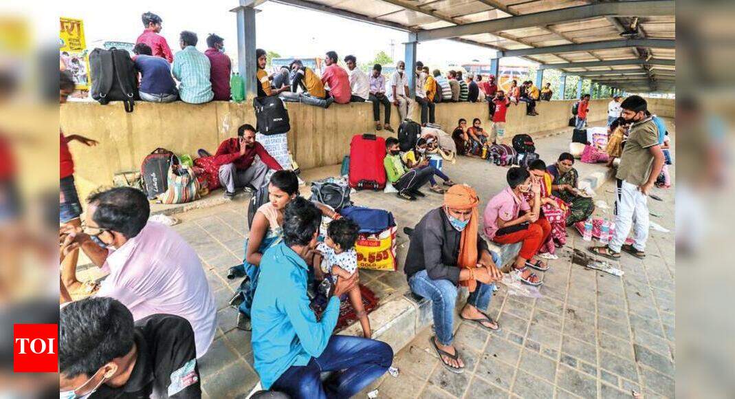 Night curfew in Gurgaon 10pm5am curfew imposed, migrant workers begin