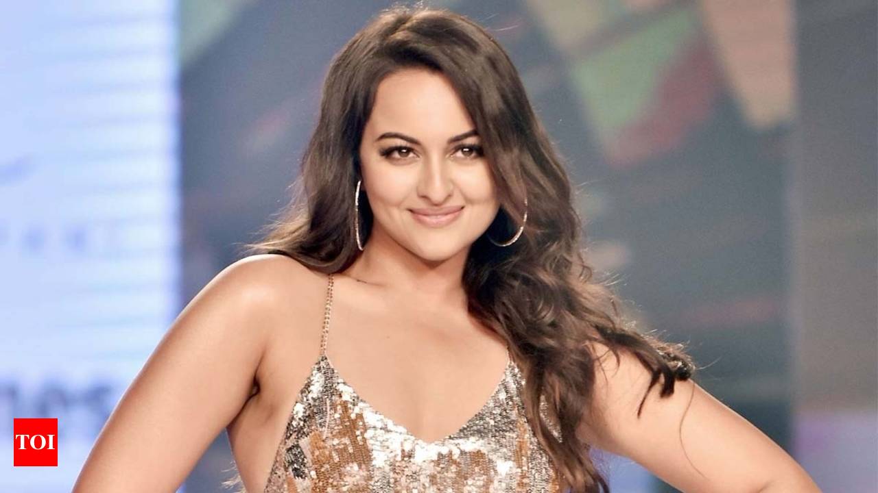 Sonakshi Sinha: As celebrities, we can make a difference | Hindi Movie News  - Times of India