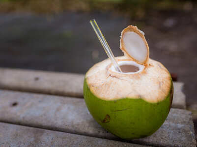 5 health benefits of coconut water