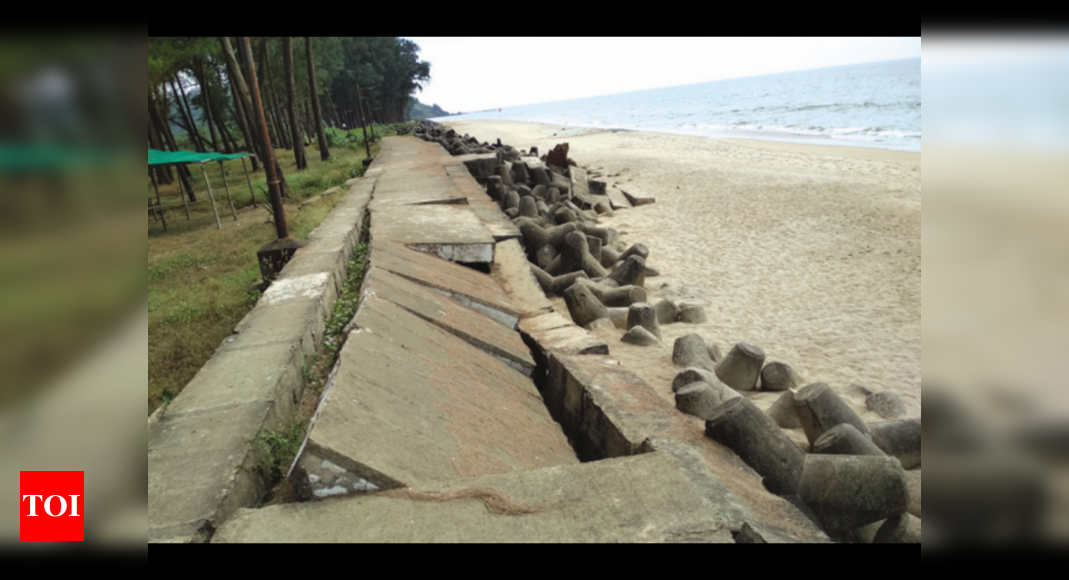 Keri tetrapod wall falling apart, increases erosion risk