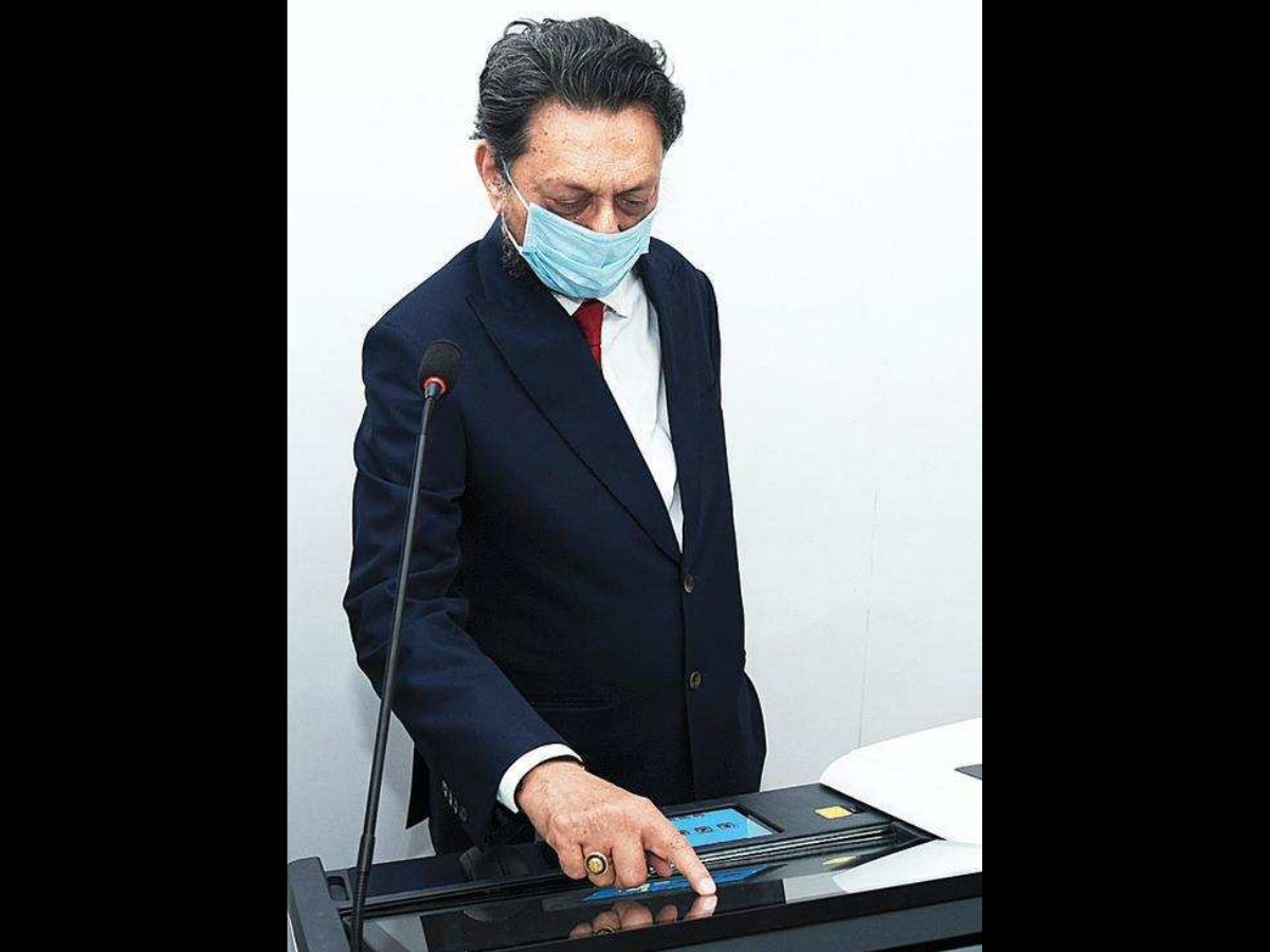 Chief Justice Of India Unveils Courts Of India Book S Marathi Version Nagpur News Times Of India