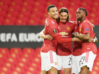 Edinson Cavani strikes as Manchester United ease into Europa league semis