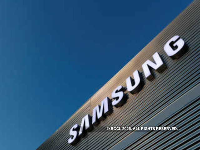 Samsung may launch a triple-folding Android tablet soon Samsung may launch a triple-folding Android tablet soon