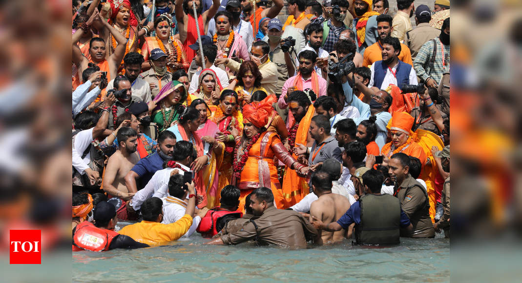 Duration of Kumbh Mela: sects fight, government stays away |  India News