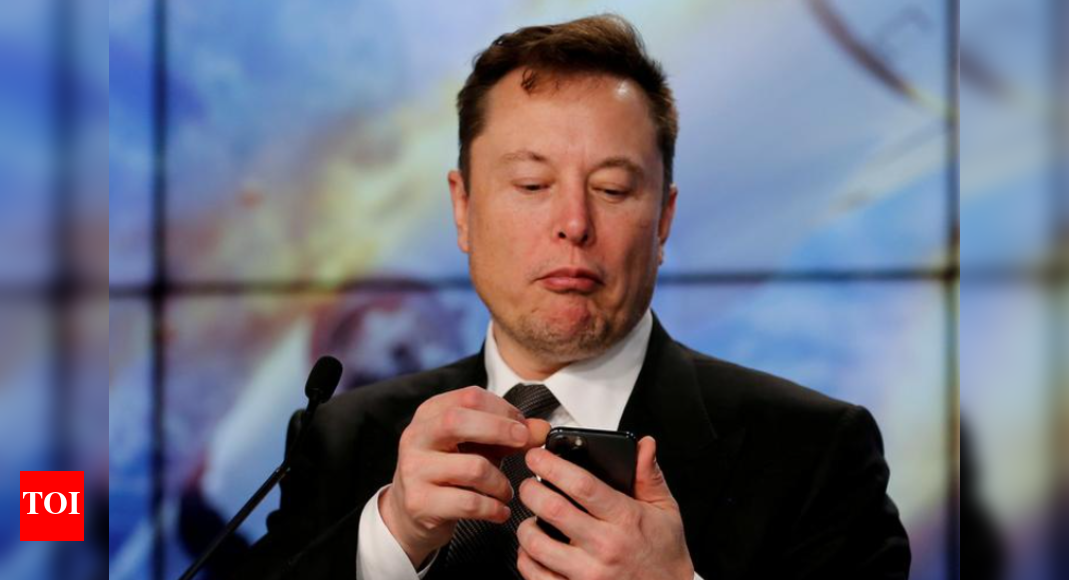 Cheaper internet service 'fully mobile' by 2021 end: Elon Musk - Times ...