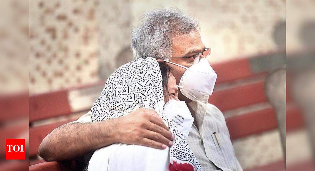 Delhi Corona cases update Delhi Reels Under Record 240 Deaths, 23.7k