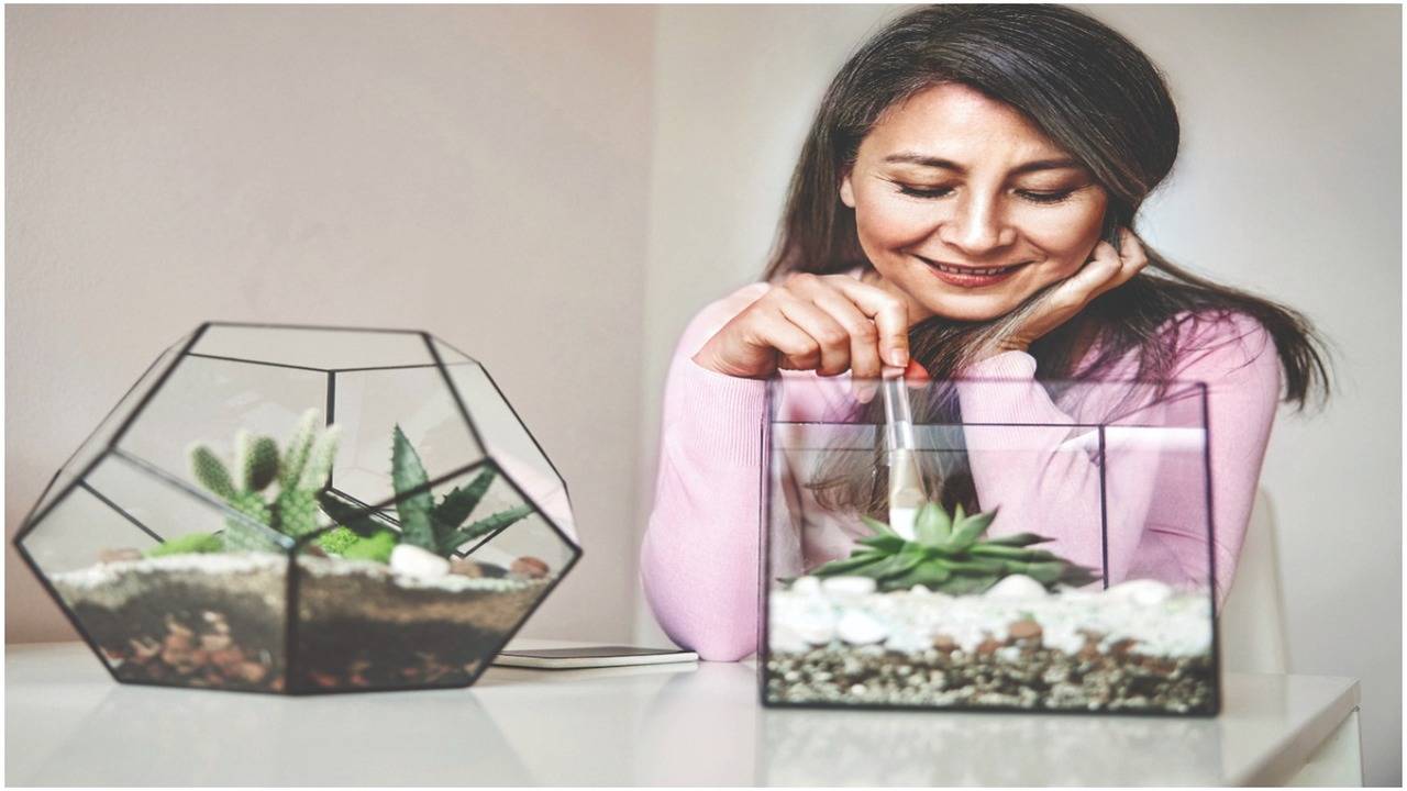 Earth Day Moss Garden Terrarium Tutorial