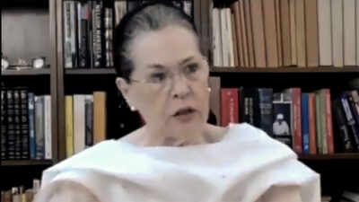 Covid-19: Sonia Gandhi writes to PM Modi, slams vaccine pricing policy