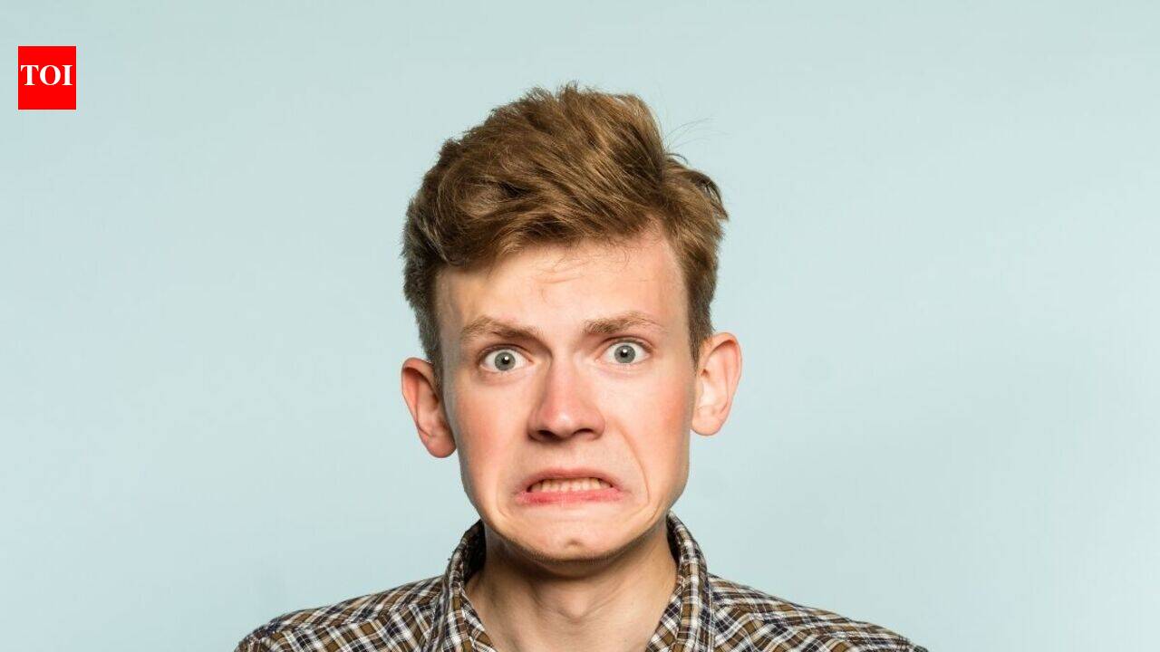 7 awkward situations that occur in every new relationship
