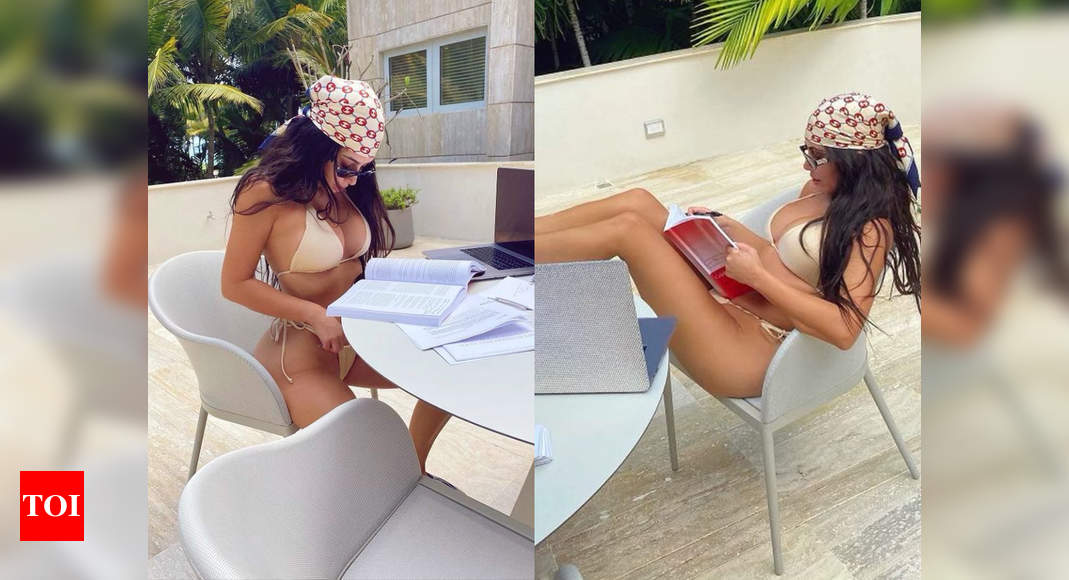 Only Kim Kardashian can study like this