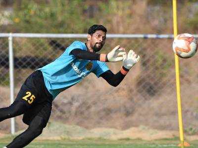 Goalkeeper Laxmikant Kattimani extends stay at Hyderabad FC