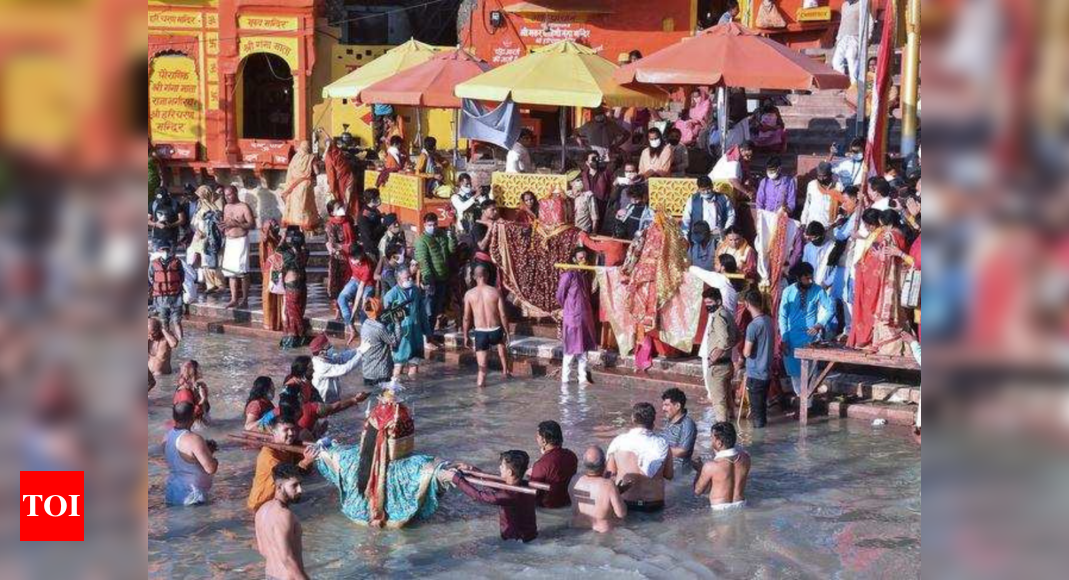 Uttarakhand: ‘Dev Doli’ snan at Kumbh held symbolically | Dehradun News ...