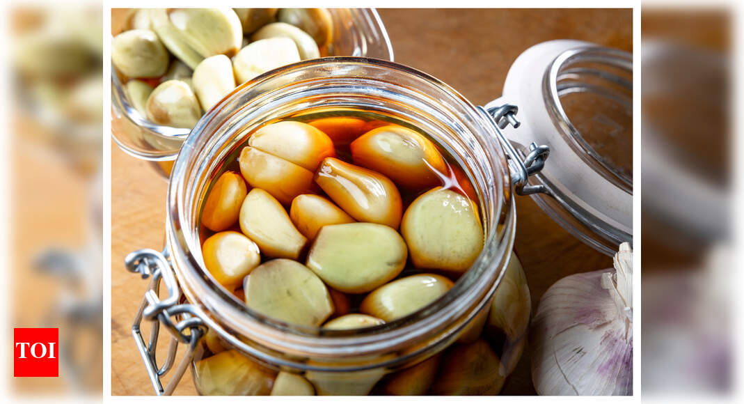 Pickled Garlic Recipe What is Pickled Garlic and why is it trending