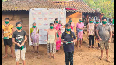 Mumbai: Adani Electricity trains, employs tribals to make one lakh masks