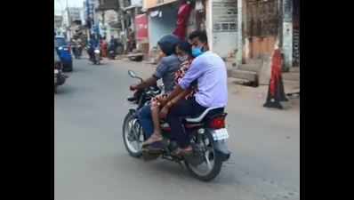 Andhra Pradesh: Man carries mother's body for cremation on bike in absence of ambulance
