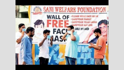 Hunger hero: Bizman feeds the needy, gives free masks in Hyderabad