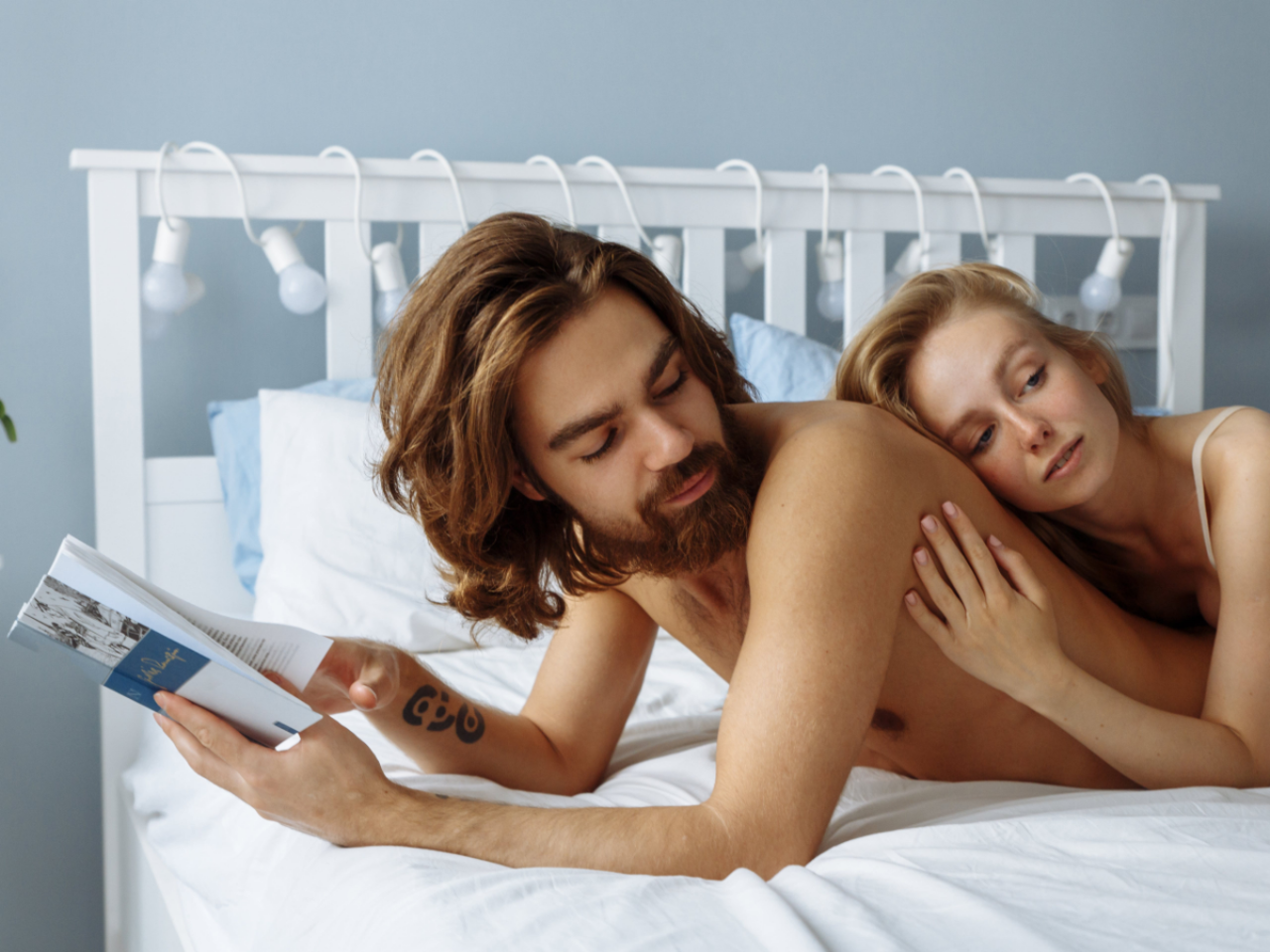 These are the pros and cons of sexual fantasies in relationships photo image