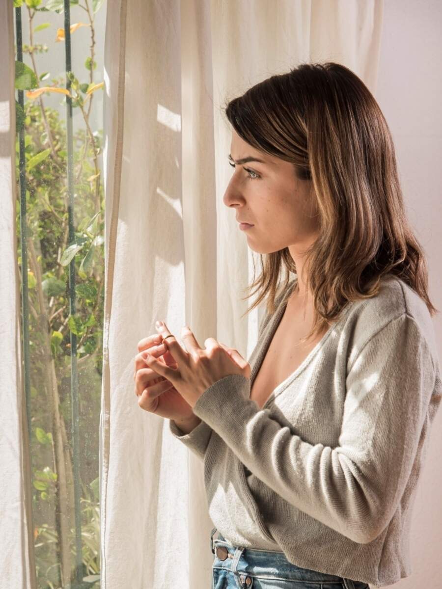 Signs you're emotionally unavailable