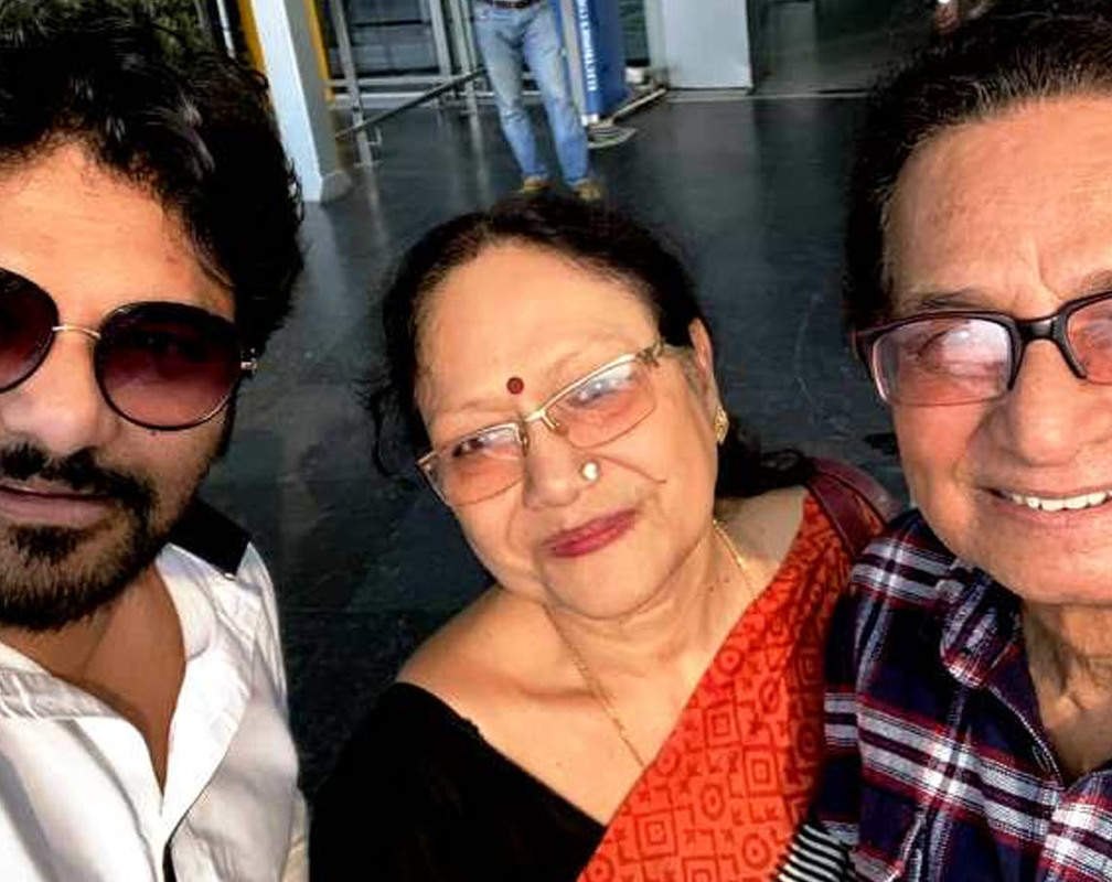 
Babul Supriyo tests COVID-19 positive for the second time, says, 'Lost my mother to COVID last year, I am worried about my 80-year-old dad'
