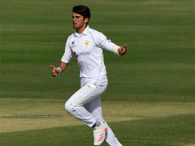 Seamers put Pakistan in control against Zimbabwe in first Test