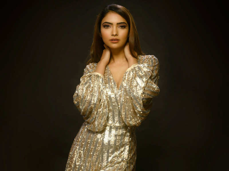 Kumkum Bhagya's Pooja Banerjee about the COVID-19 second wave: I do help people find beds or medicines that they need, I just don’t advertise it