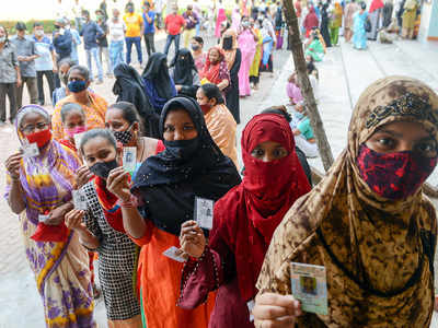 Voting concludes in West Bengal; 76% turnout in final phase | India News - Times of India