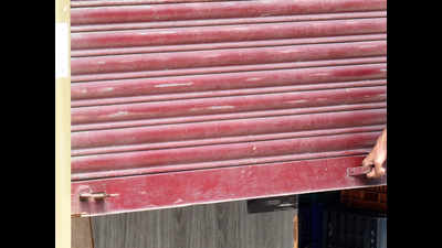 Fresh Covid curbs in Patna: Shops down shutters at 4pm