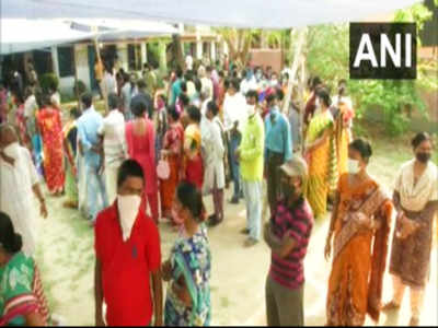 West Bengal: Covid daily case count rises 21 times from poll start to now