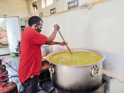 Jaipur: Once homeless, now cooks at Indira Rasoi