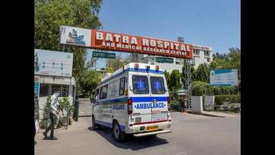 12 patients, including senior doctor, die as Batra hospital runs out of oxygen