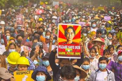 Big Myanmar protests aim to 'shake the world'; five killed: Reports ...