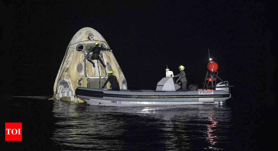 ISS astronauts splash down off Florida on SpaceX craft