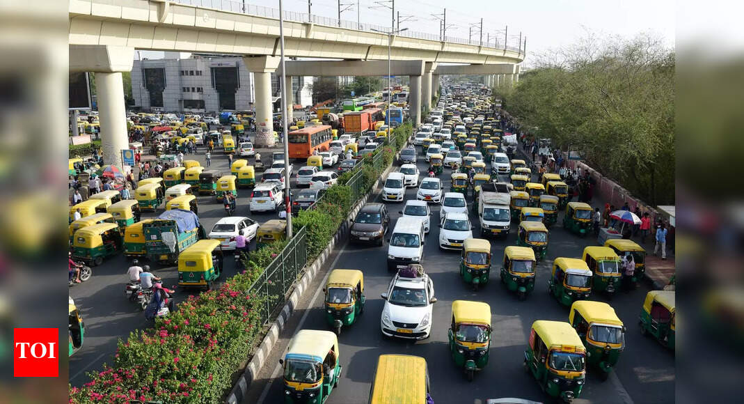 Indian mobility sector set for 3040 dip as Covid resurges Times of