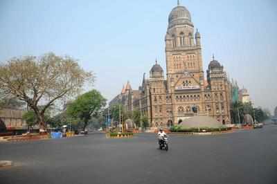 Mumbai: 'H' ward office of BMC shifts to new bldg in Khar | Mumbai News -  Times of India